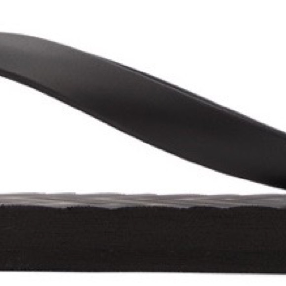 Gucci Flip Flops men’s chevron thong sandal - New with original box, never worn - Picture 7 of 8